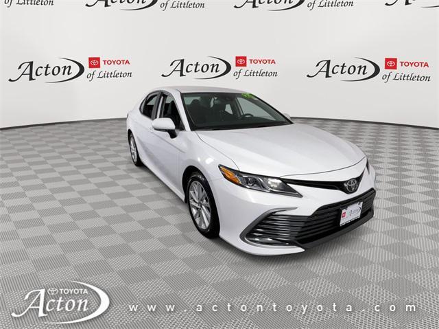 2024 toyota camry le