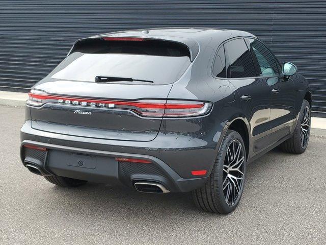 2024 porsche macan t