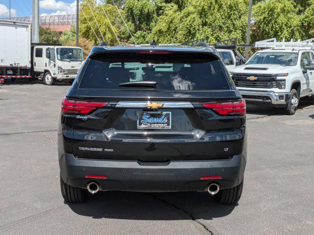2023 chevrolet traverse lt cloth