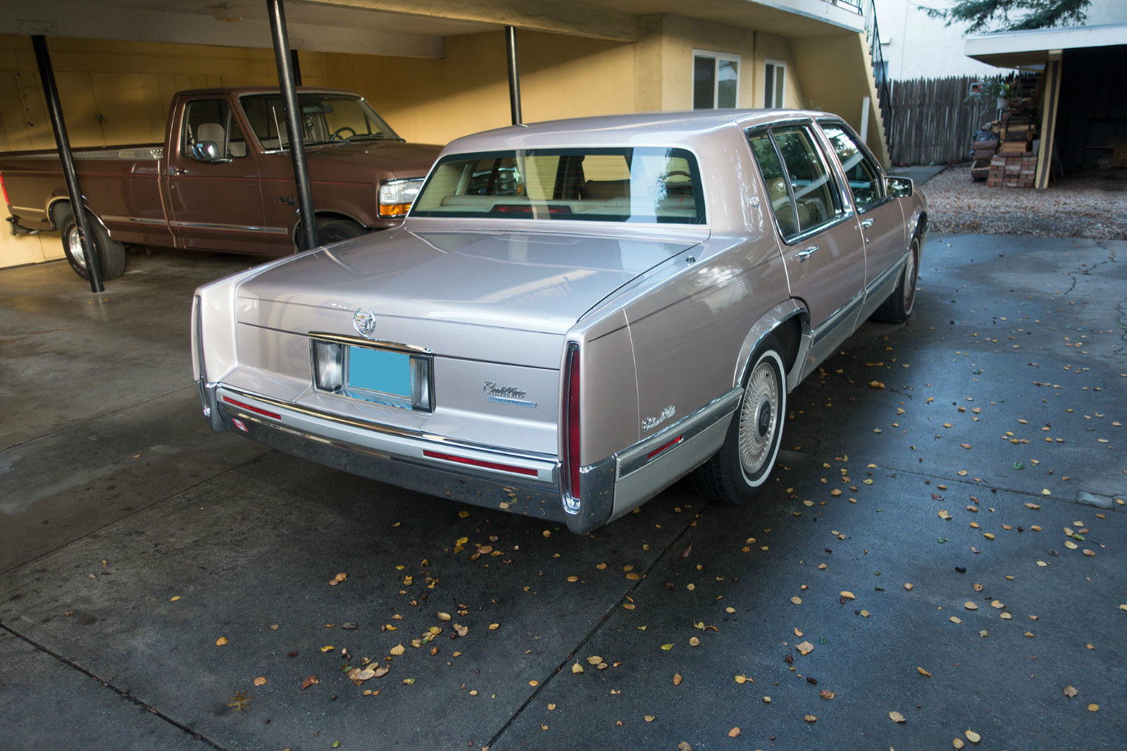 1991 cadillac deville base sedan 4-door 4.9l