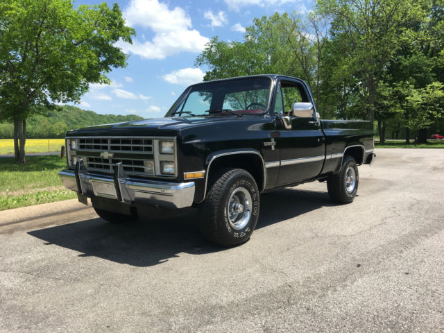 1987 chevrolet silverado 4x4 r10 v10chevrolet silverado 4x4 r10 v10