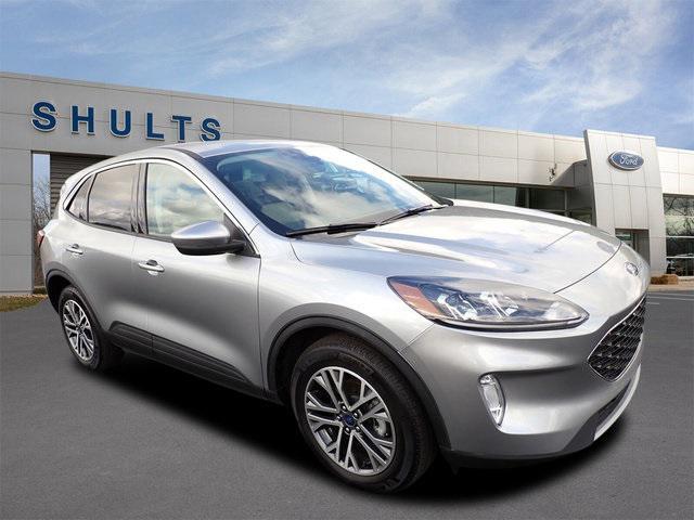 2022 ford escape sel