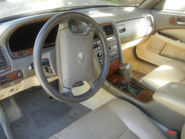 1992 lexus ls400