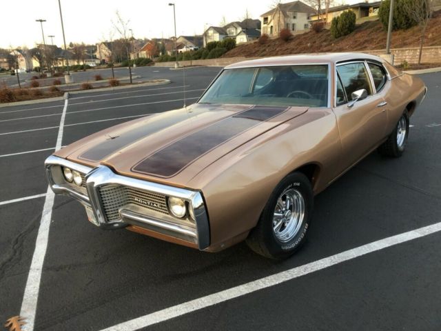 1969 pontiac tempest / gto lookalike new uphostery, paint, runs and drives great