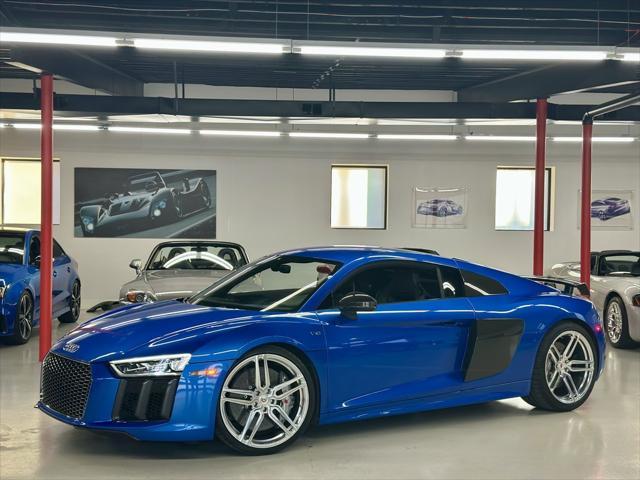 2017 audi r8 5.2 v10 plus
