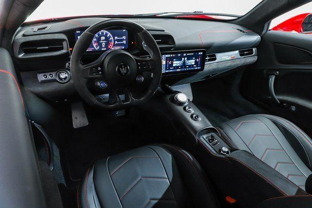 2023 maserati mc20 base