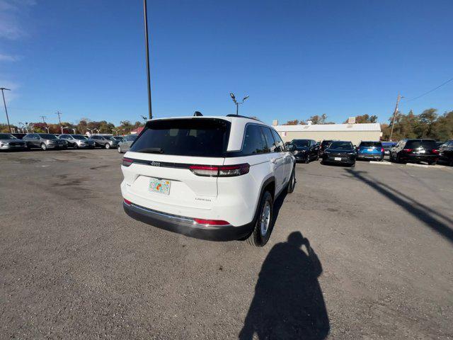 2023 jeep grand cherokee laredo