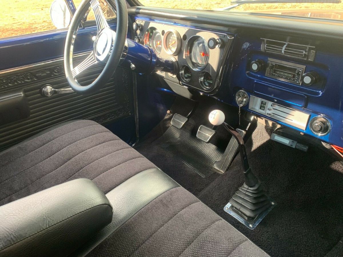 1968 chevrolet c-10 step side a/c restored 5 speed