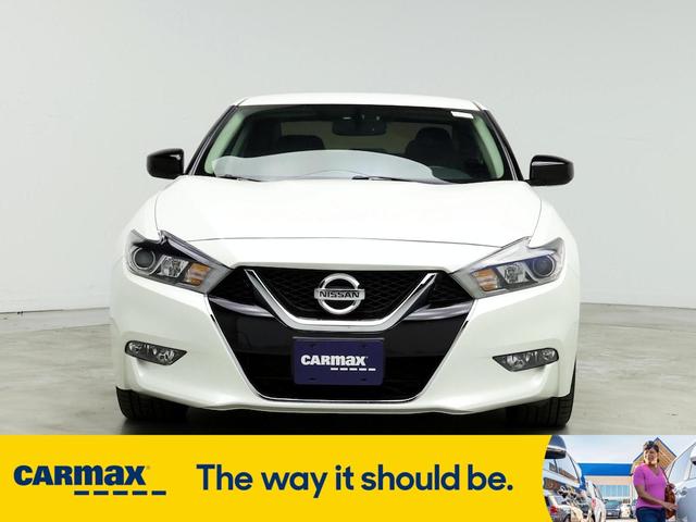 2018 nissan maxima s