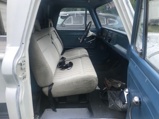 1966 chevy pick up truck. truck is from tennessee , very clean no rust
