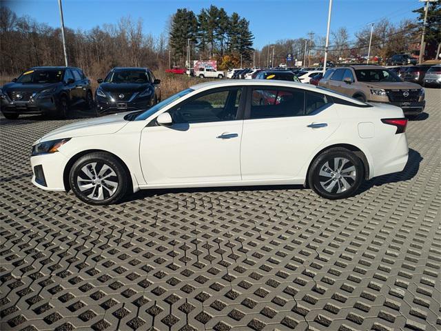 2023 nissan altima s fwd