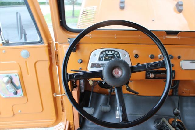 1974 toyota land cruiser