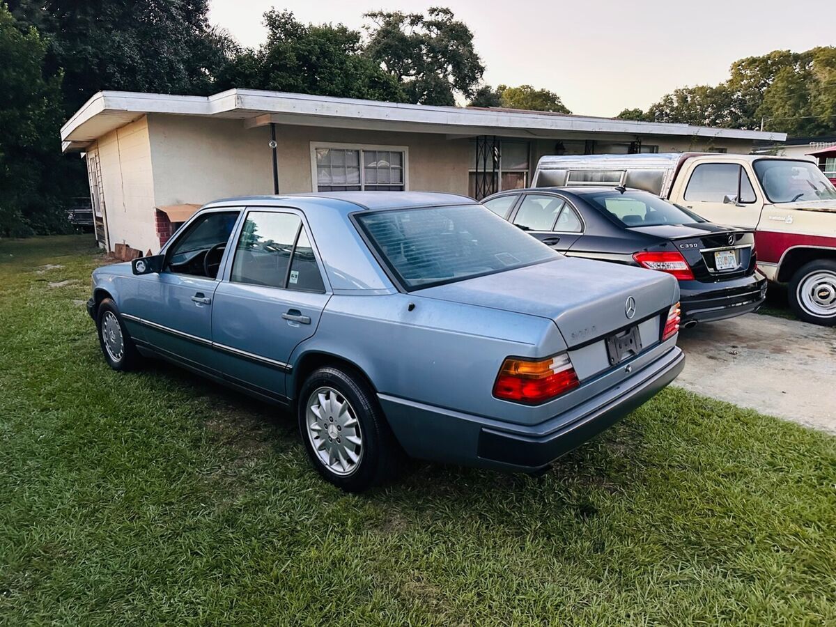 1987 mercedes-benz 300 td auto amazingly only 48,000 miles carfax new battery