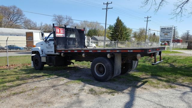1991 gmc topkick, manual trans is 5spd, hi-lo diff, 16' x 8' pto/hyd tilt bed