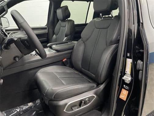 2023 jeep wagoneer series ii in plymouth, wisconsin