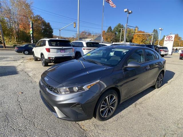 2023 kia forte lxs