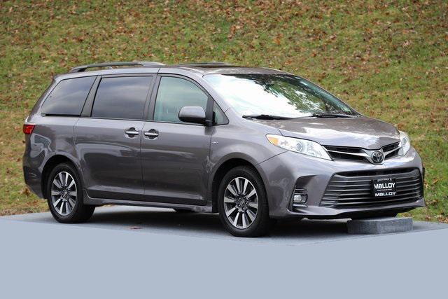 2020 toyota sienna xle