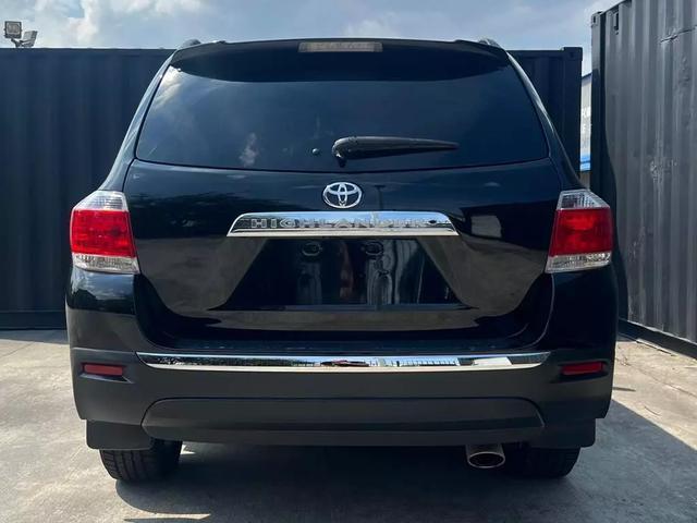 2013 toyota highlander limited