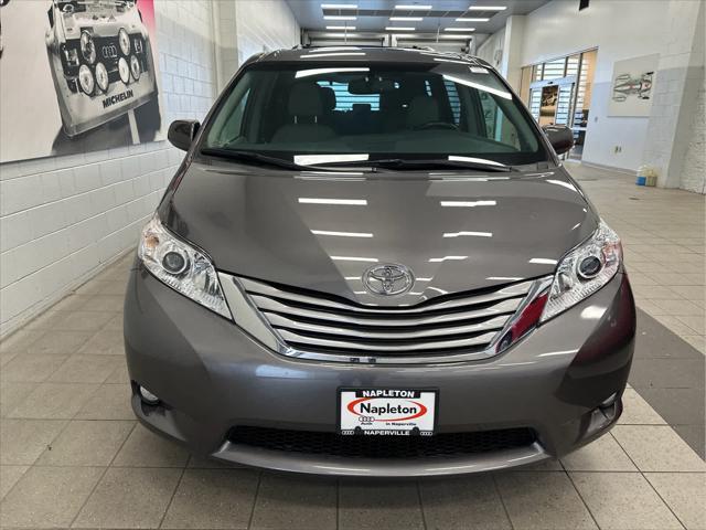 2017 toyota sienna xle