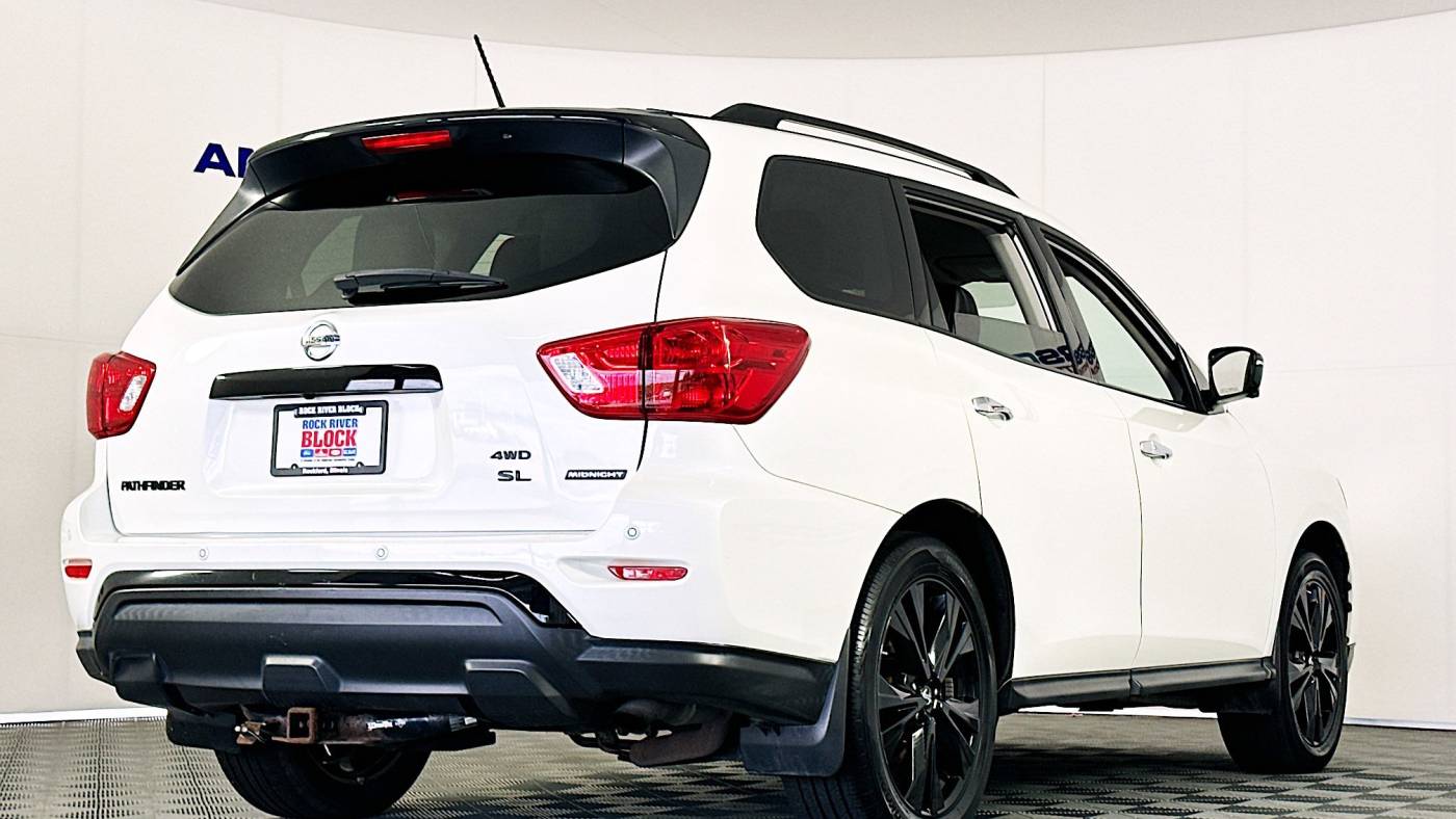 2018 nissan pathfinder sl