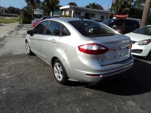 2016 ford fiesta se
