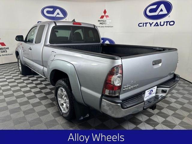 2014 toyota tacoma base