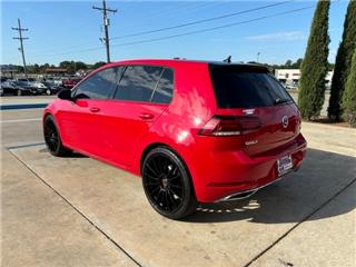 2018 Volkswagen Golf tsi s