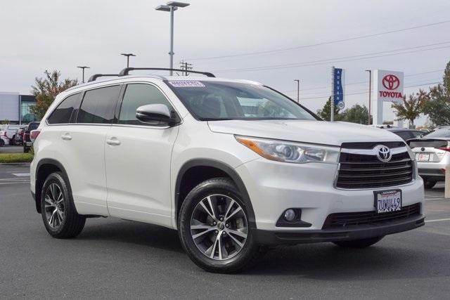 2016 toyota highlander xle