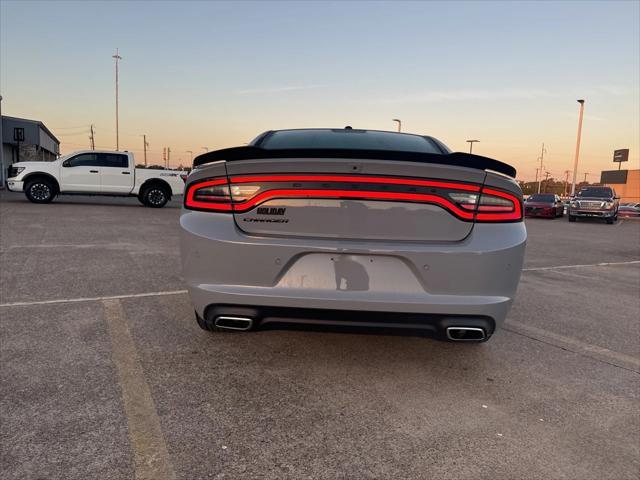 2022 dodge charger sxt