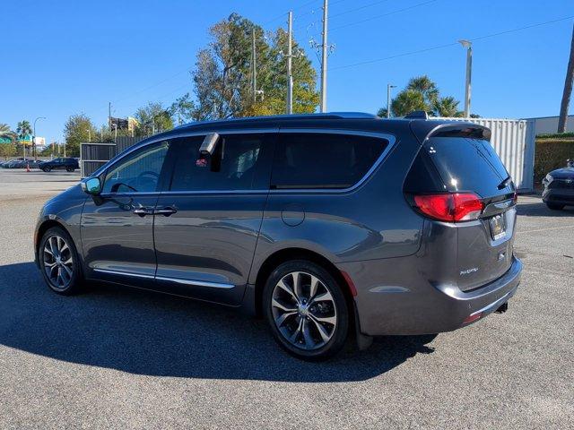 2017 chrysler pacifica limited