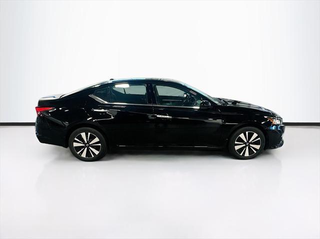 2020 nissan altima 2.5 sv