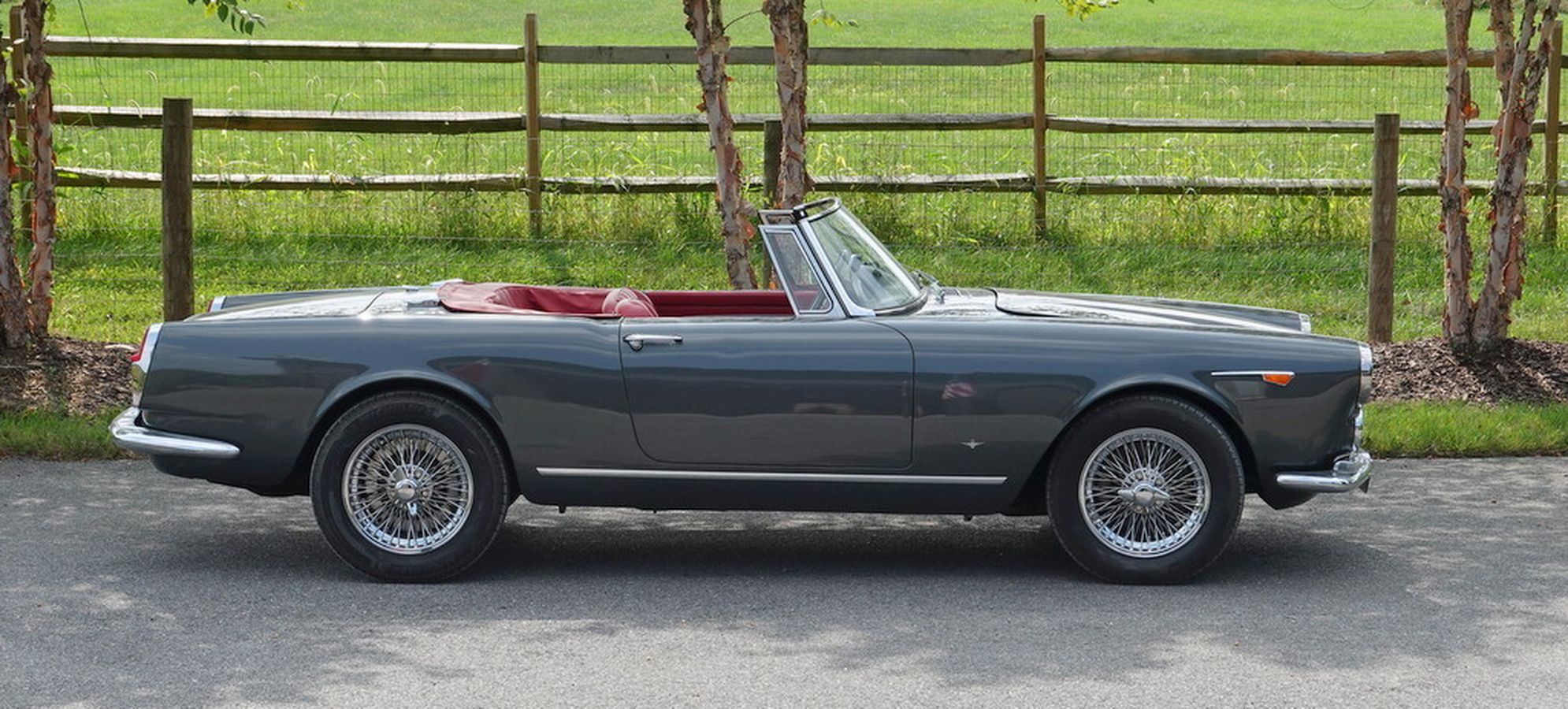 1964 alfa romeo 2600 spider
