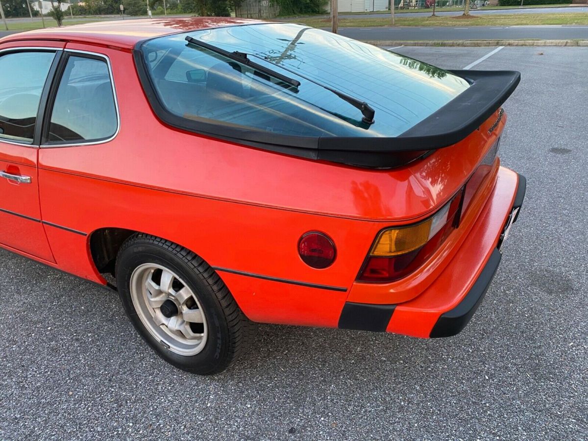 1977 porsche 924 rare in this condition!