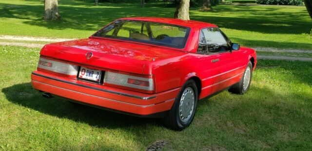 1990 cadillac allante beautiful in everyway!!! low reserve!!! $5488.00