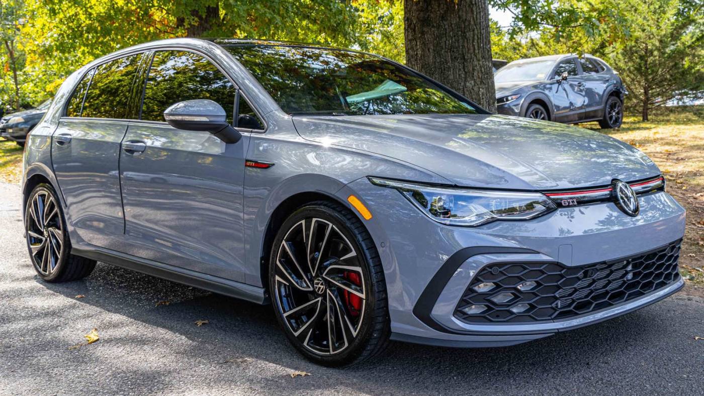 2024 volkswagen golf gti autobahn