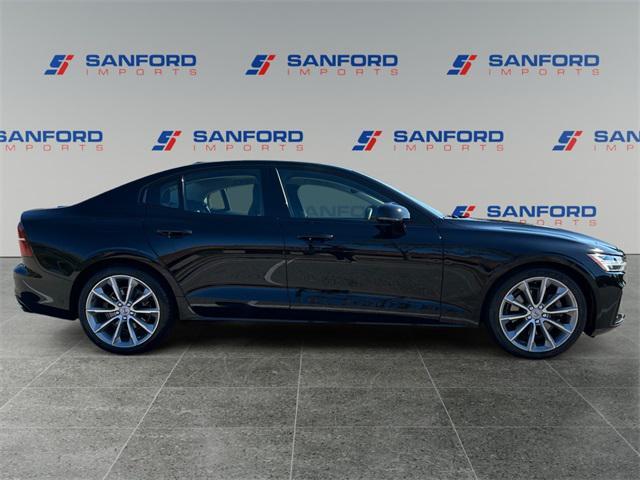2021 volvo s60 t5 momentum