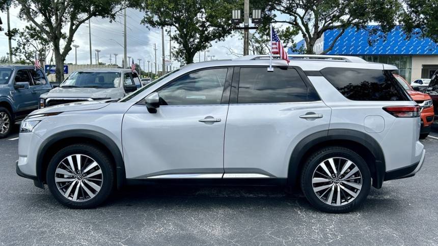 2022 nissan pathfinder platinum