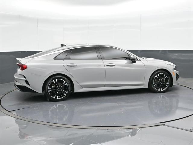 2022 kia k5 gt-line