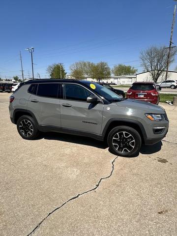 2021 jeep compass trailhawk