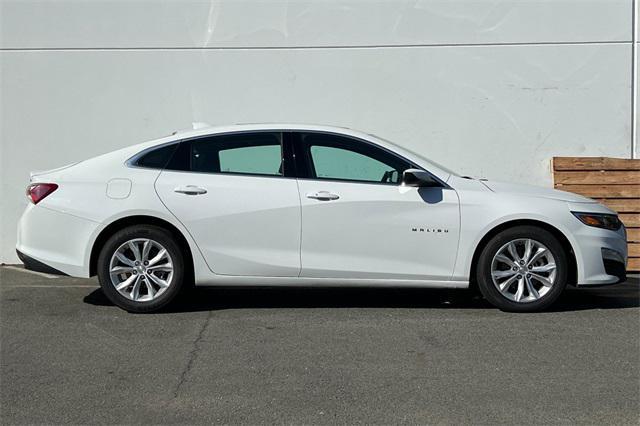2022 chevrolet malibu fwd lt