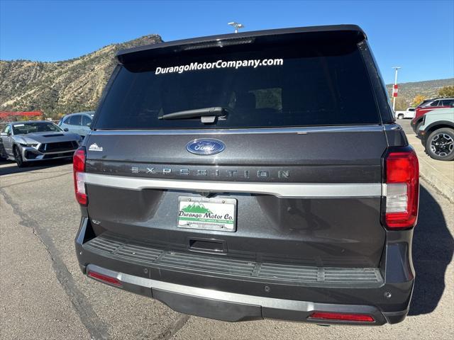 2022 ford expedition xlt