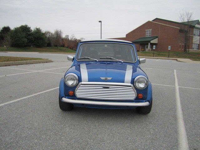 custom mid-engined 1970 classic mini cooper
