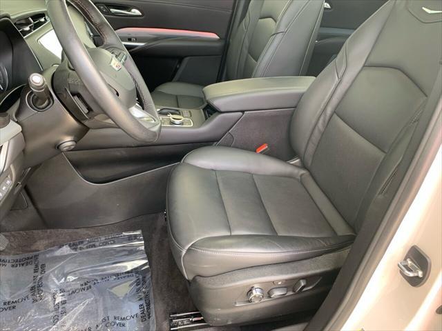 2023 cadillac xt4 premium luxury