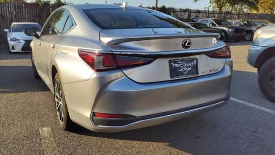 2022 Lexus ES