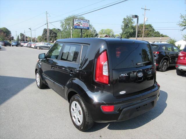 2012 kia soul base