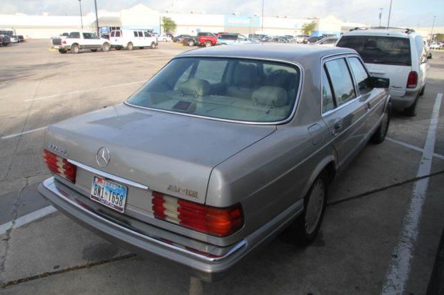 1989 mercedes-benz: 300-series base sedan 4-door nice! nr!!