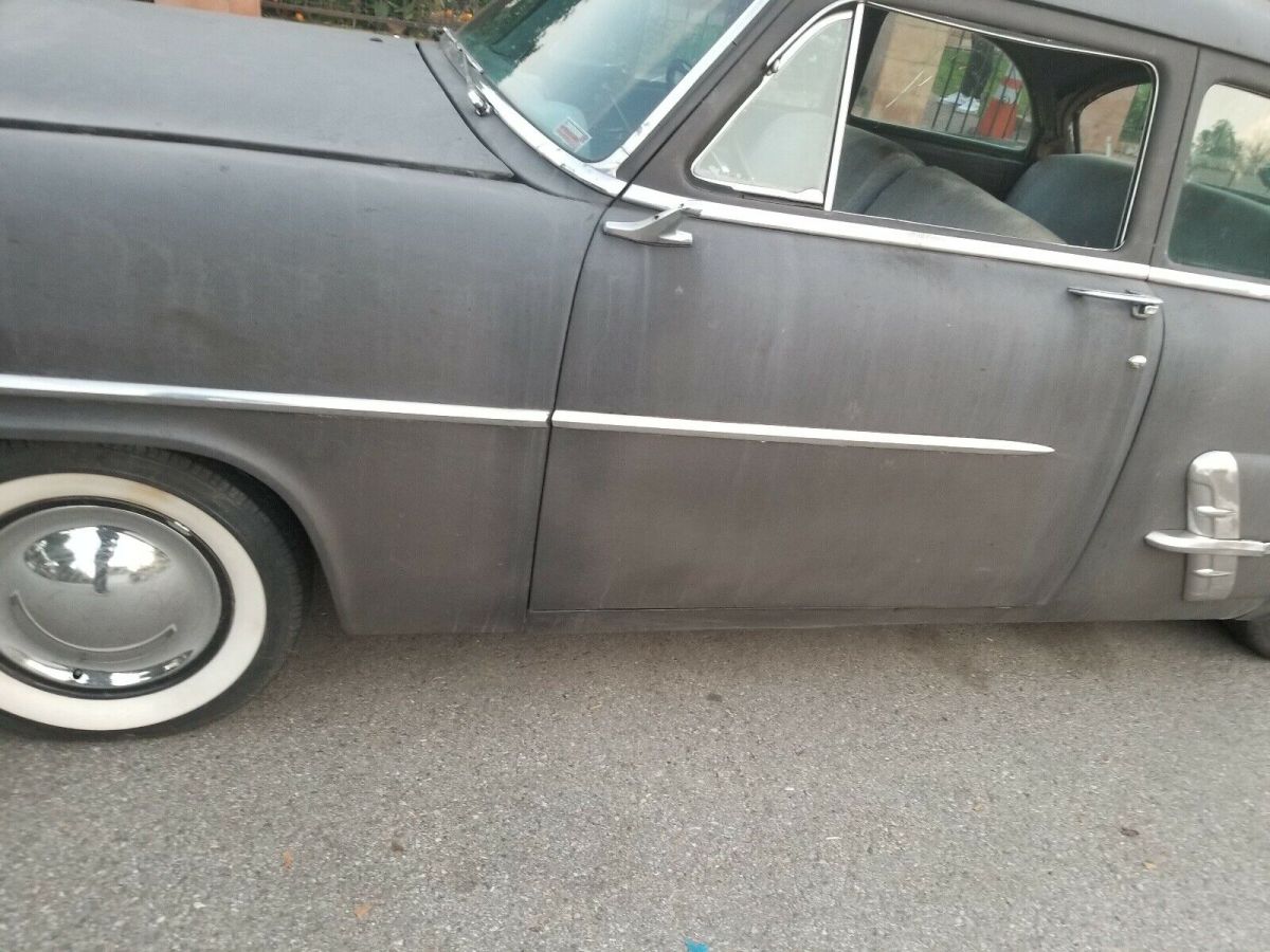 1953 ford mainline sedan black rwd automatic