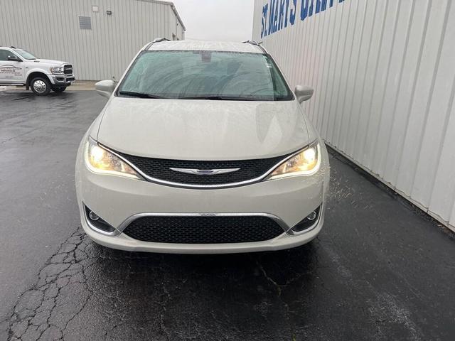 2020 chrysler pacifica touring-l plus