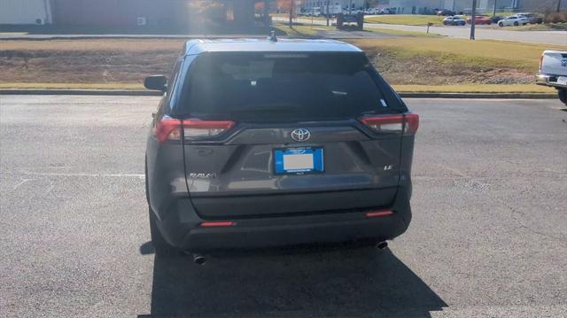 2023 toyota rav4 le
