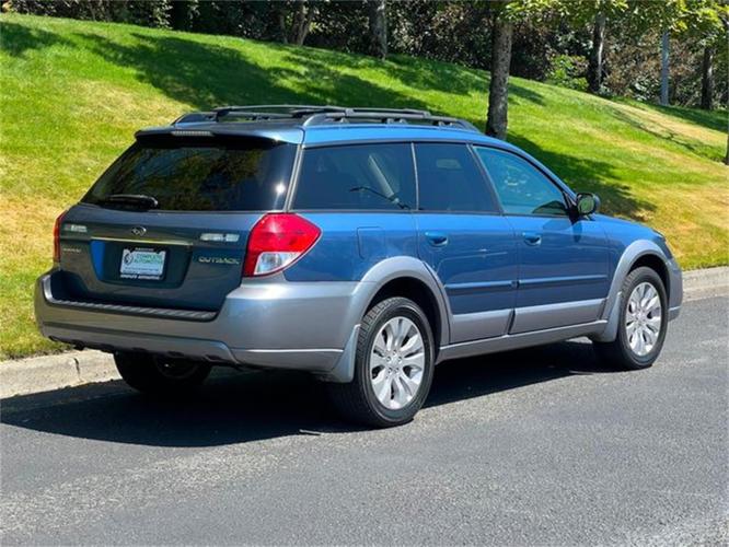2009 subaru outback in seattle, washington